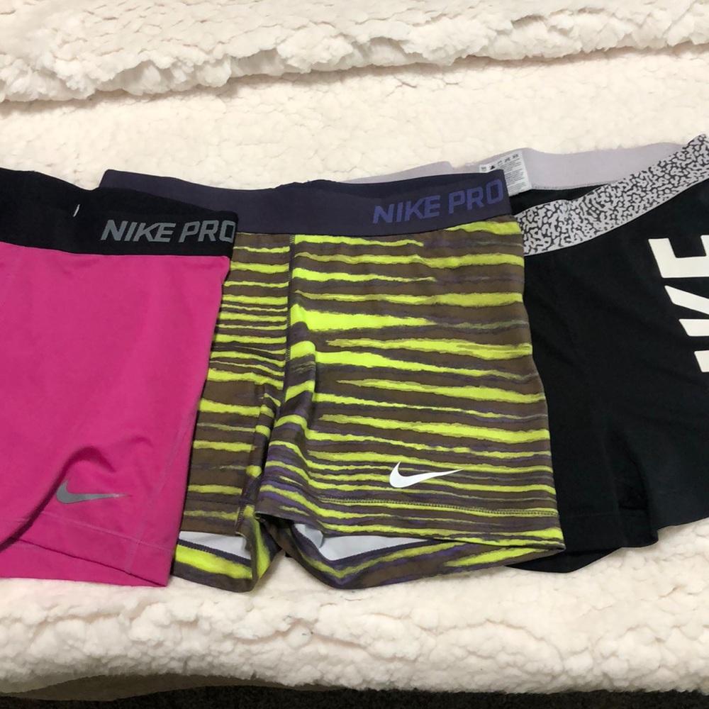 Nike Pro Shorts Set